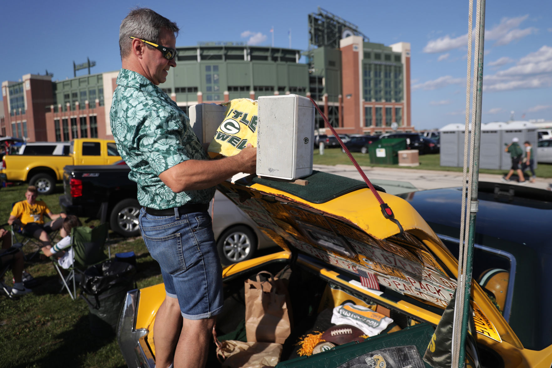 081421_packersfans_01kw-08142021181307